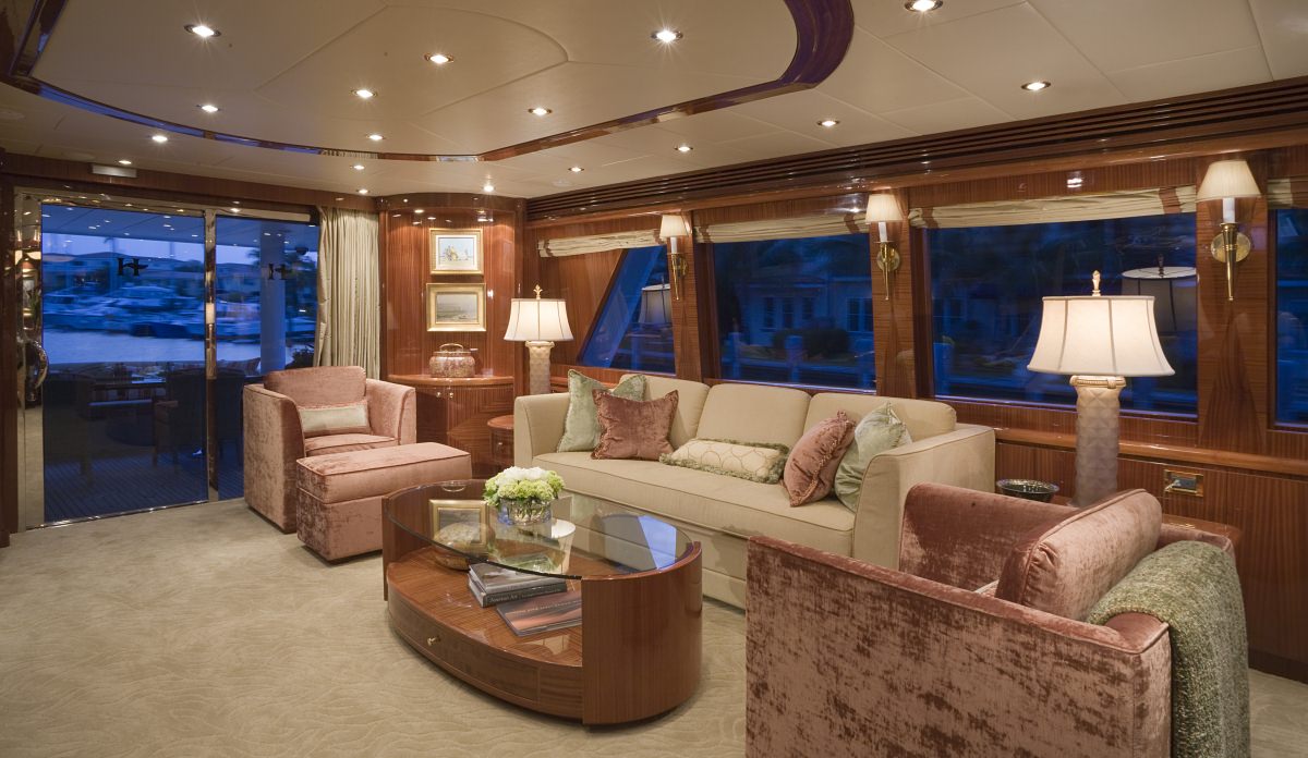 Yacht ALL THAT JAZZ, Hargrave | CHARTERWORLD Luxury Superyacht Charters